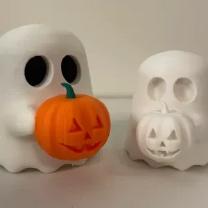 Fantasma lindo con calabaza